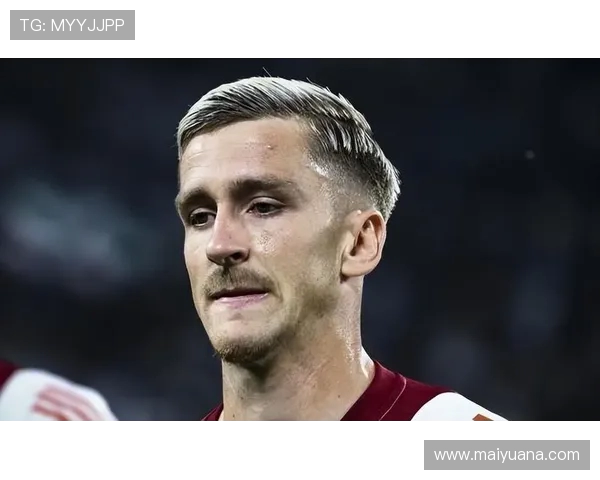 萨勒马科尔斯表达对球队的自豪感与信任感,展望未来赛季的信心与期待 萨勒马科尔斯表达对球队的自豪感与信任感,展望未来赛季的信心与期待